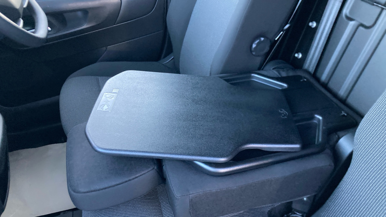 Vauxhall Combo Cargo Combo Electric 100kW Pro 52kWh H1 Van Auto